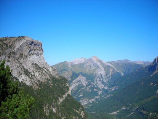 Img 1249682532 862