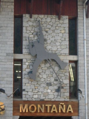 Img 1249682935 967